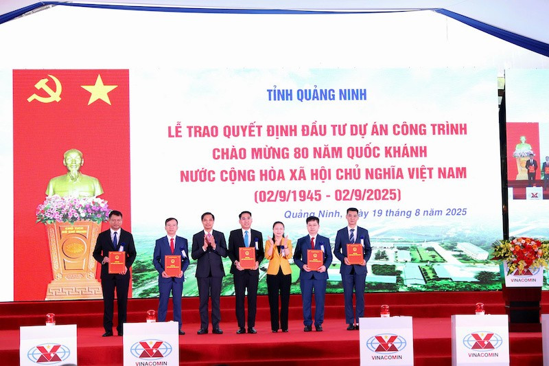 Khởi công Dự án khai thác hầm lò phần mở rộng Hà Ráng