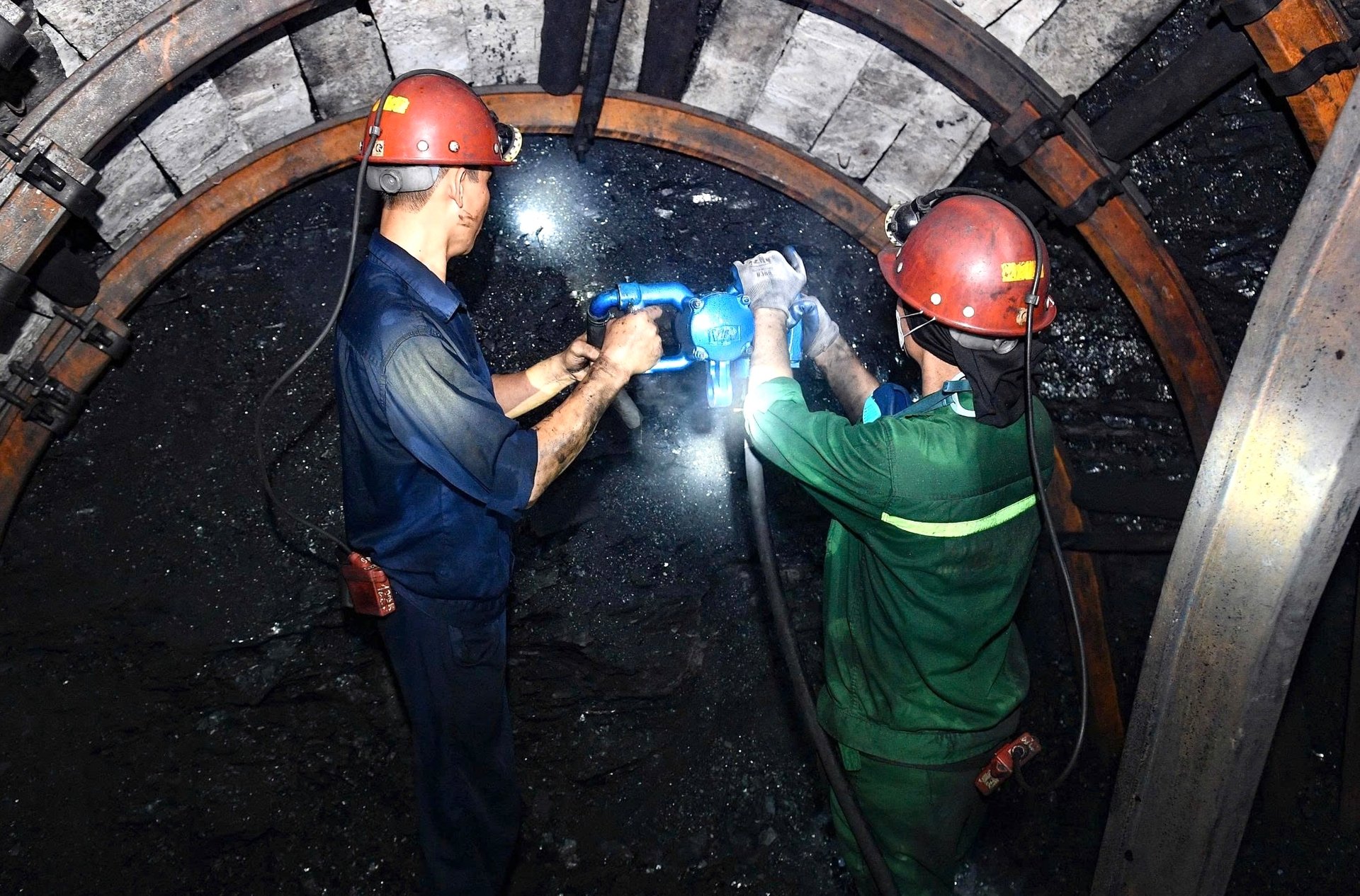 Công ty Than Hòn Gai đầu tư nâng cao đời sống người lao động để phục vụ hiệu quả nhất cho hoạt động sản xuất